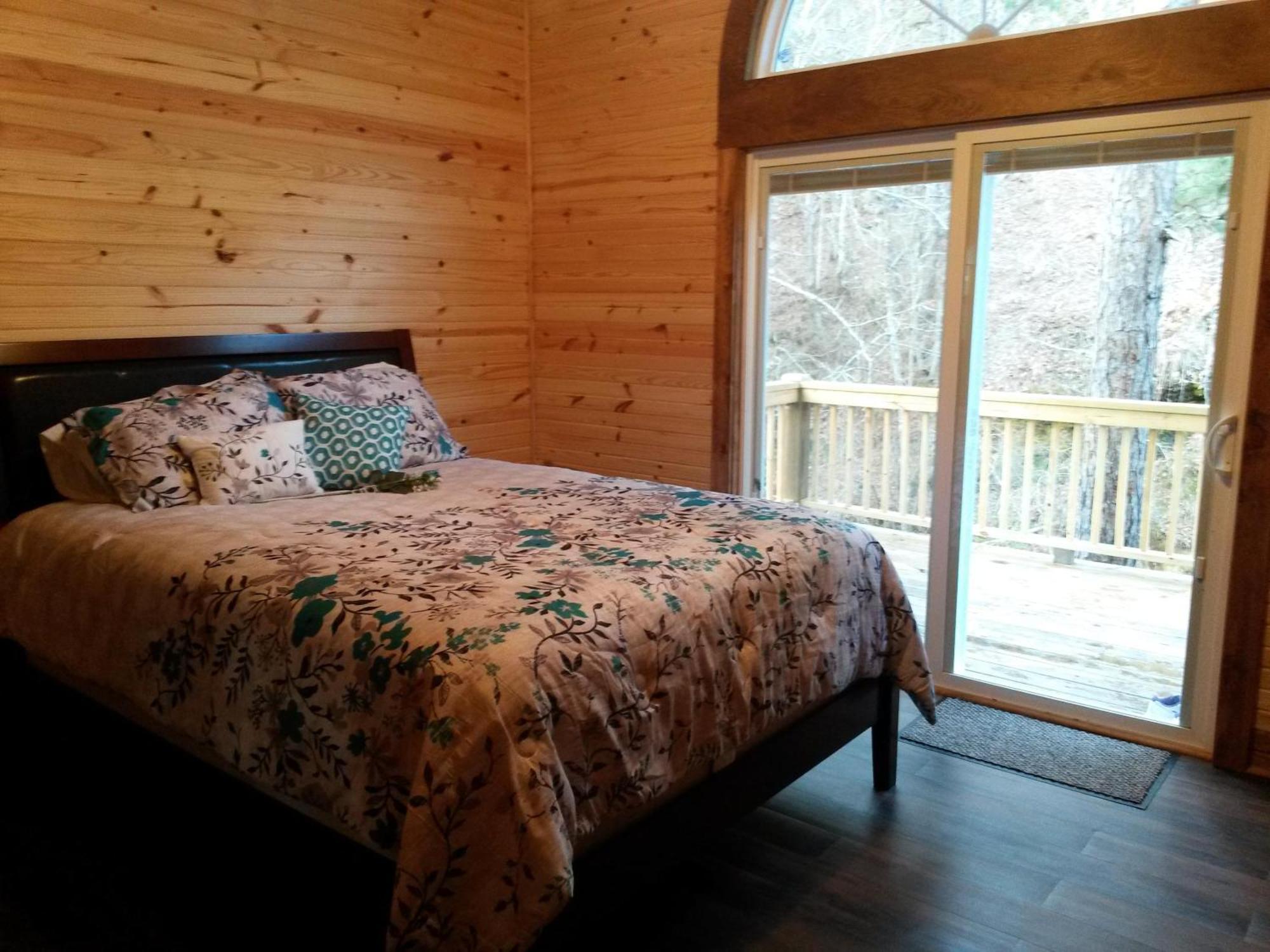 132 Catherine Park #1 Cozy Romantic Cabin On The Creek Villa Hot Springs Exteriör bild